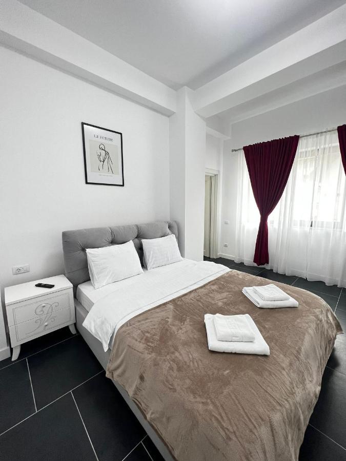 Marvellous Aparthotel With Master Apartments Сучава Екстер'єр фото